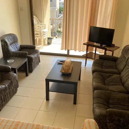 Lägenhet Ekali House